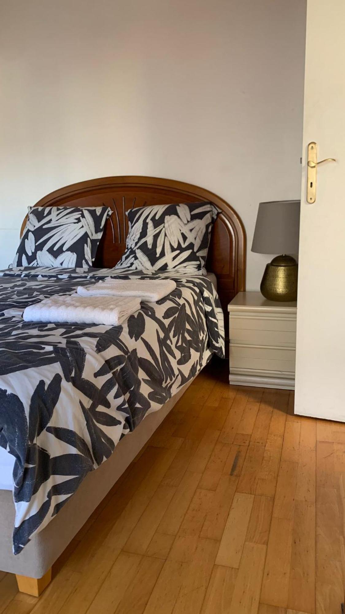 Pavillon & Jardinet A 5 Mn Paris , 30 Mn Stade De France Au Pied Du Rer B Cachan Εξωτερικό φωτογραφία