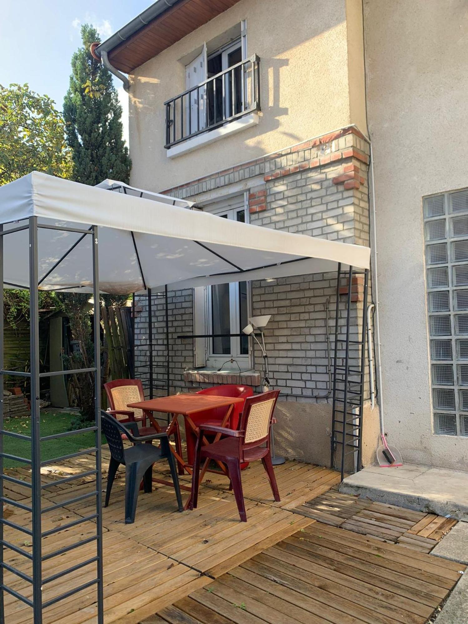 Pavillon & Jardinet A 5 Mn Paris , 30 Mn Stade De France Au Pied Du Rer B Cachan Εξωτερικό φωτογραφία